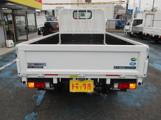三菱 キャンター 2RG-FBA20(2WD)の写真5