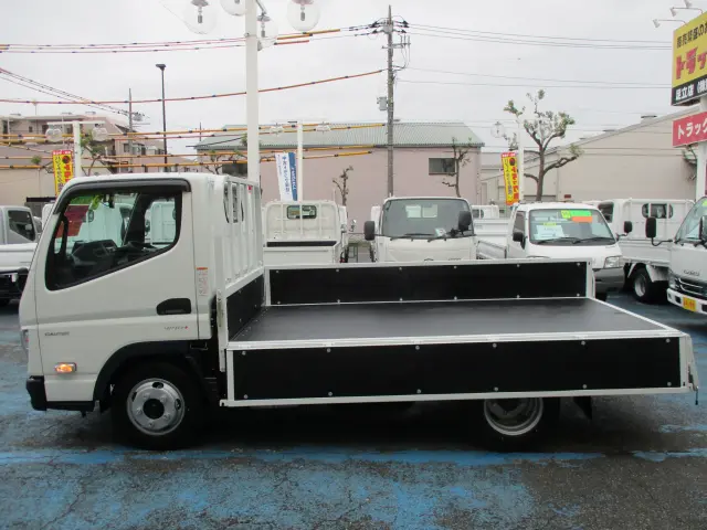 三菱 キャンター 2RG-FBA20(2WD)の写真10