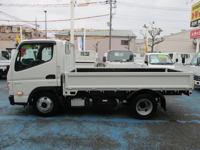 三菱 キャンター 2RG-FBA20(2WD)の写真11