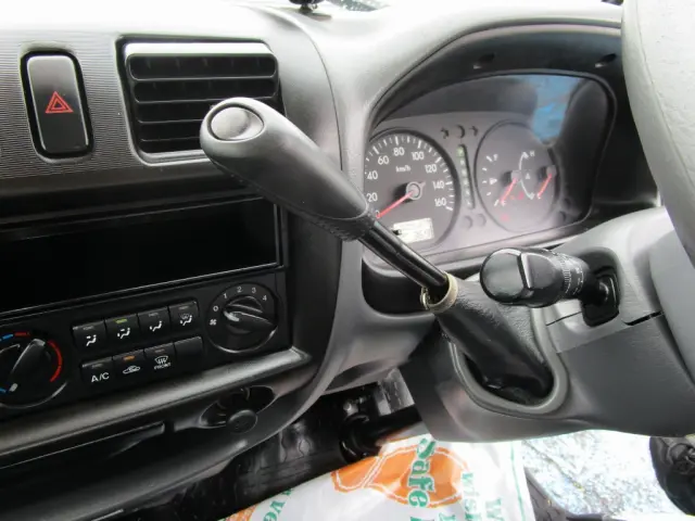 マツダ ボンゴトラック DBF-SLP2T(2WD)の写真21