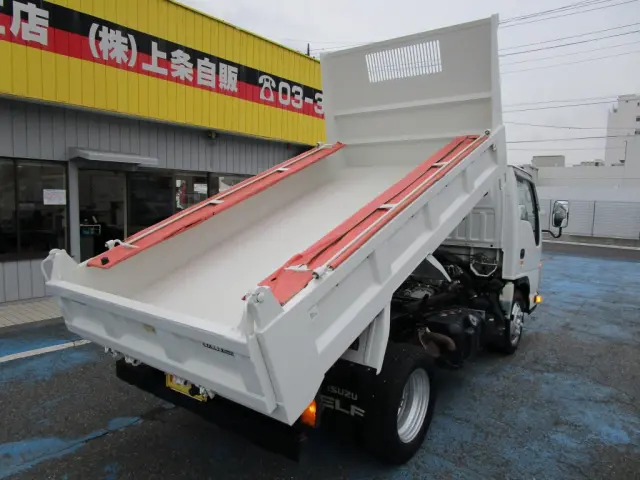 いすゞ エルフ TKG-NKR85AN(2WD)の写真2