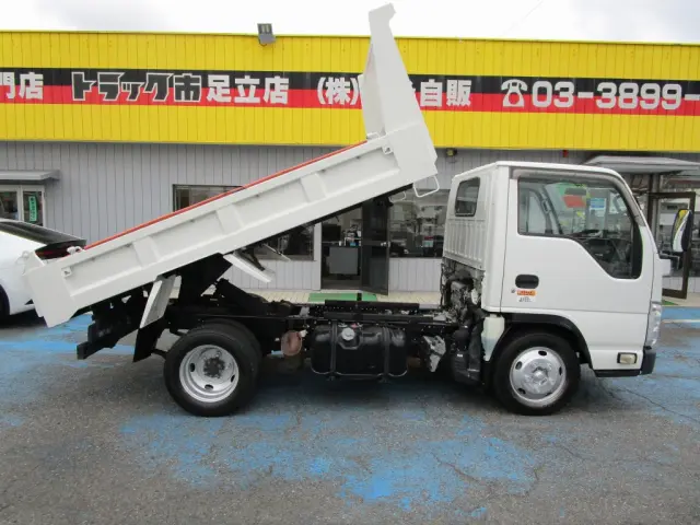 いすゞ エルフ TKG-NKR85AN(2WD)の写真9