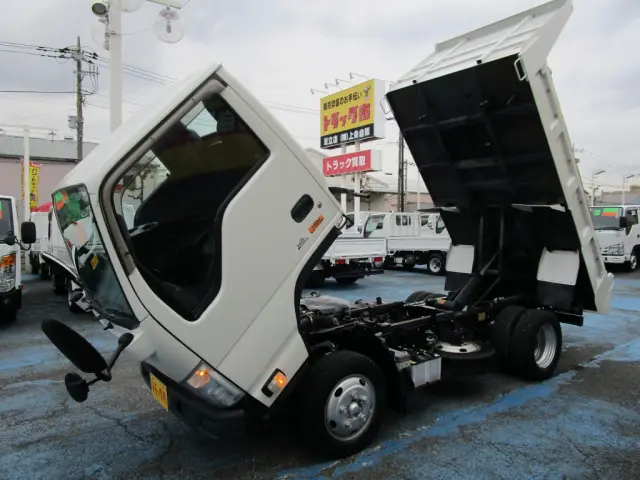 いすゞ エルフ TKG-NKR85AN(2WD)の写真19