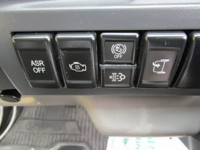 いすゞ エルフ TKG-NKR85AN(2WD)の写真34