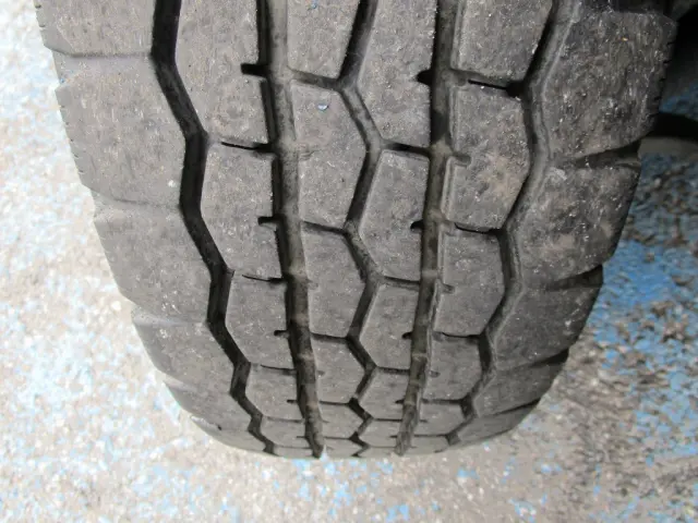 いすゞ エルフ TKG-NKR85AN(2WD)の写真45