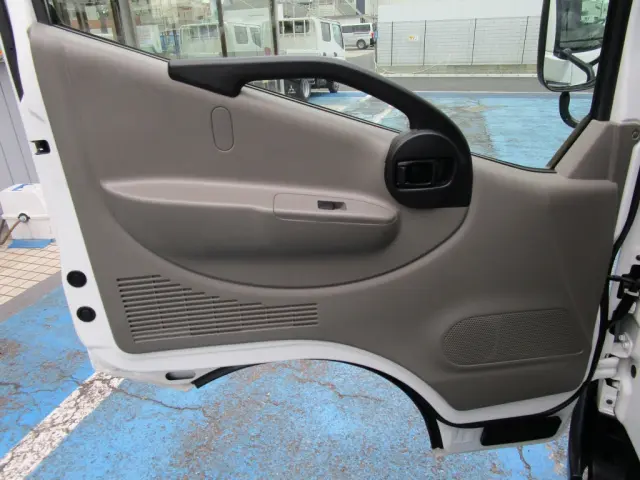 日産 アトラス CBF-SQ1F24(2WD)の写真32