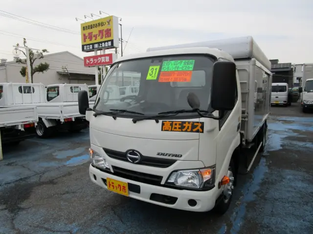 日野 デュトロ TPG-XZU655M(2WD)の写真1