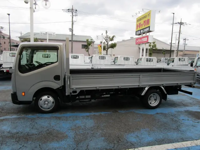 日産 アトラス SKG-TZ3F24(2WD)の写真11