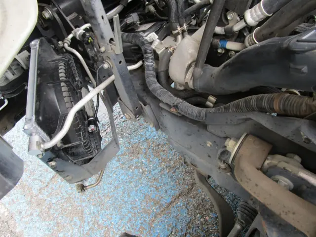 いすゞ エルフ TKG-NJR85A(2WD)の写真15