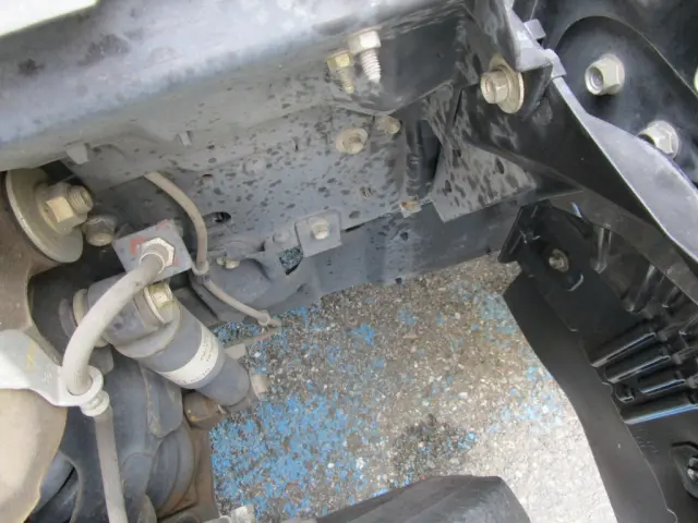 いすゞ エルフ TKG-NJR85A(2WD)の写真16