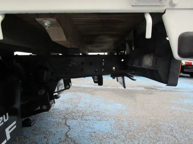 いすゞ エルフ TKG-NJR85A(2WD)の写真20