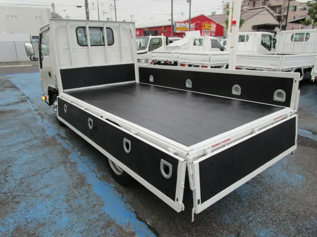 いすゞ エルフ TKG-NJR85A(2WD)の写真22