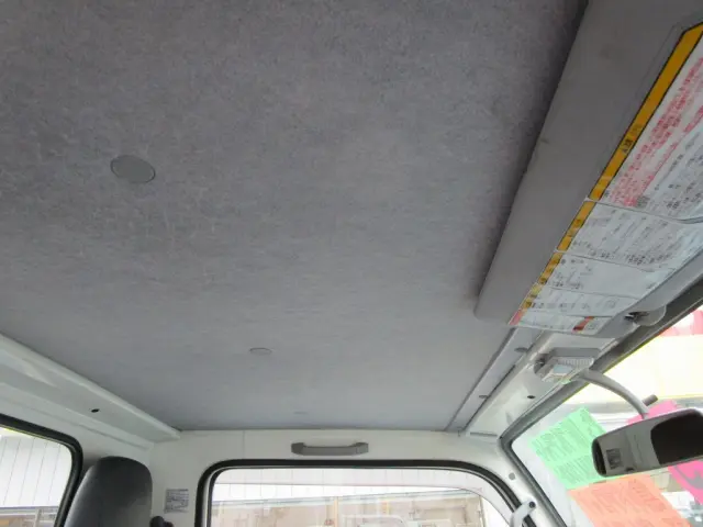 いすゞ エルフ TKG-NJR85A(2WD)の写真37