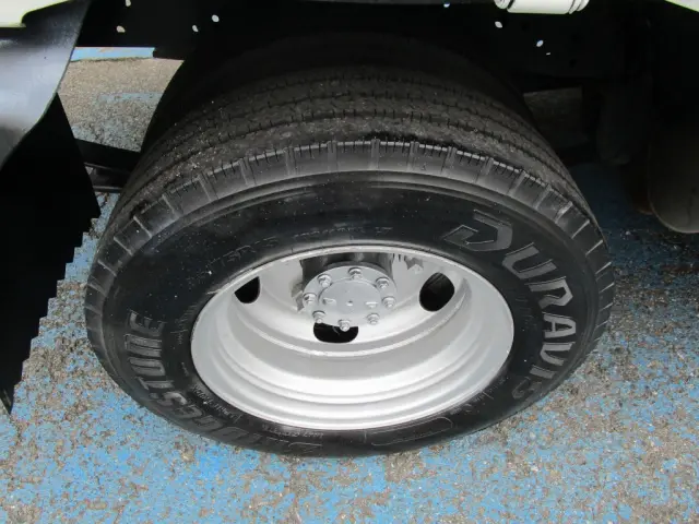 いすゞ エルフ TKG-NJR85A(2WD)の写真45