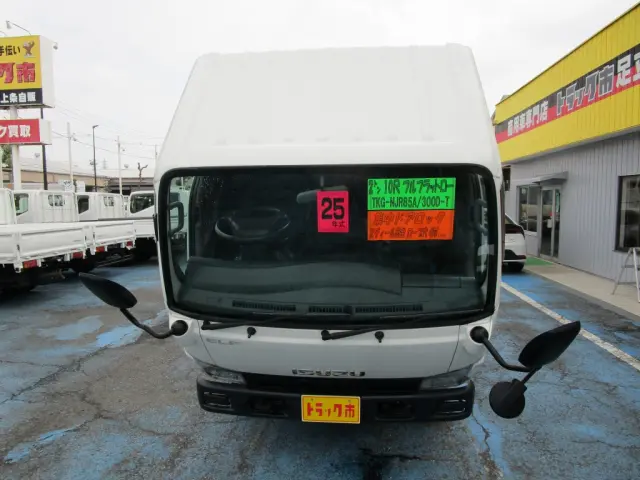 いすゞ エルフ TKG-NJR85A(2WD)の写真46