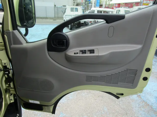 日産 アトラス CBF-SQ2F24(2WD)の写真21