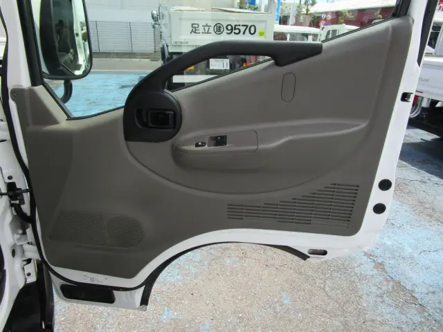 日産 アトラス CBF-SQ2F24(2WD)の写真22