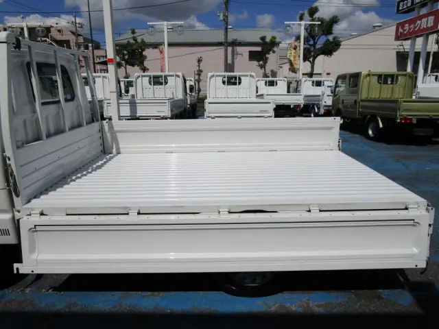 マツダ ボンゴトラック DBF-SLP2T(2WD)の写真15