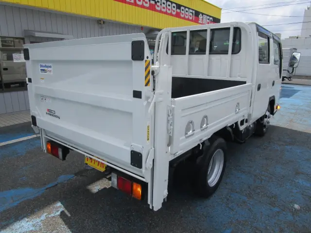 いすゞ エルフ TRG-NJR85A(2WD)の写真3