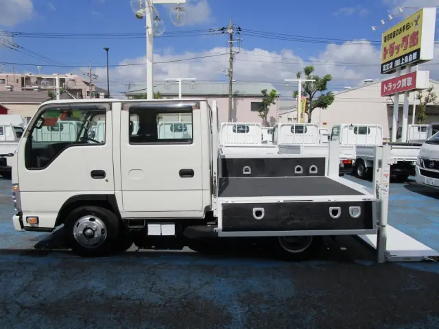 いすゞ エルフ TRG-NJR85A(2WD)の写真10