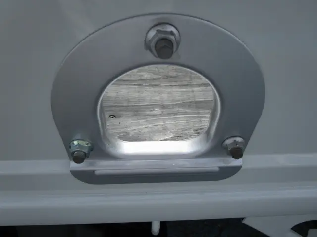 いすゞ エルフ TRG-NJR85A(2WD)の写真16