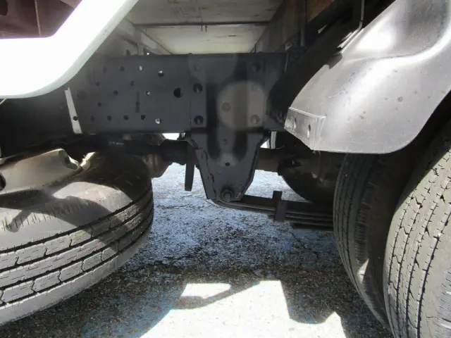 いすゞ エルフ TRG-NJR85A(2WD)の写真17