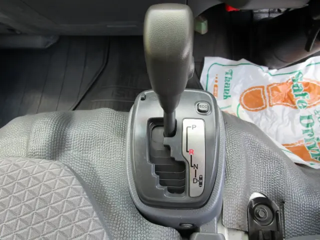 いすゞ エルフ TRG-NJR85A(2WD)の写真27