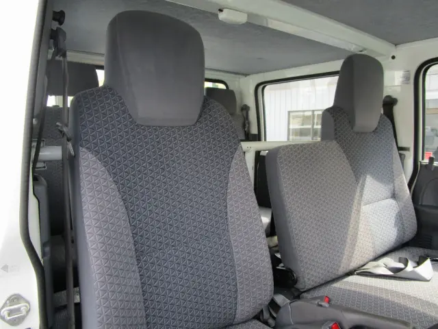 いすゞ エルフ TRG-NJR85A(2WD)の写真29