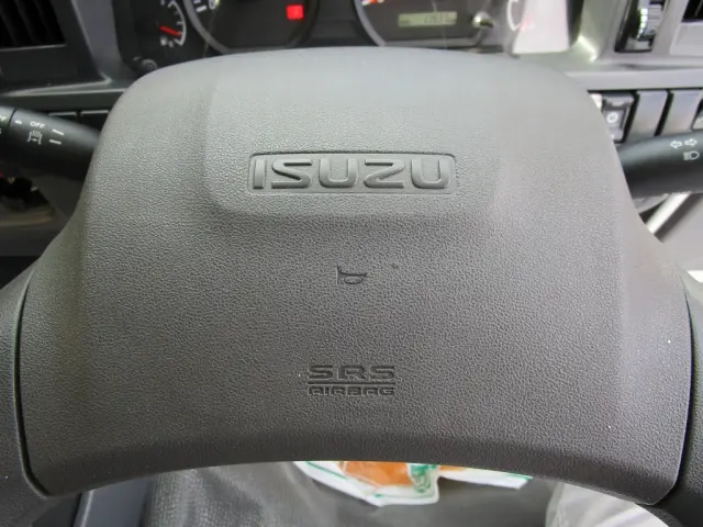 いすゞ エルフ TRG-NJR85A(2WD)の写真42