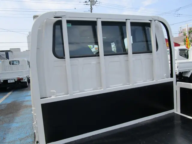 いすゞ エルフ TRG-NJS85A(2WD)の写真12