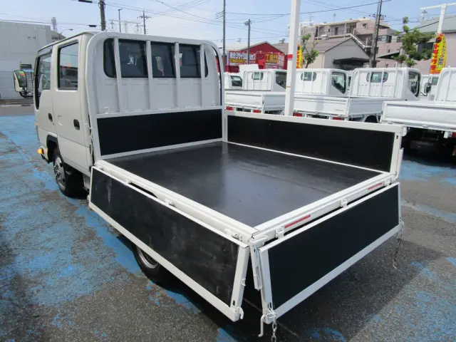 いすゞ エルフ TRG-NJS85A(2WD)の写真16