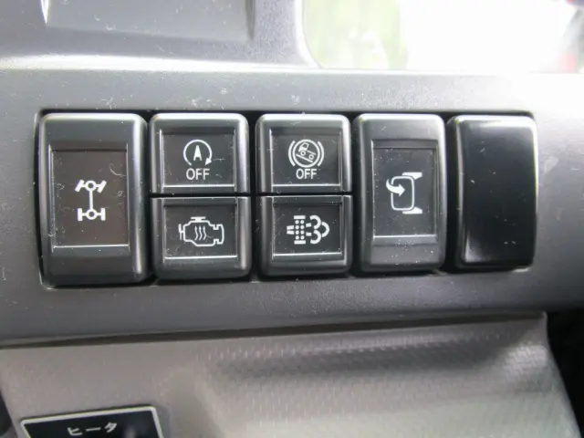 いすゞ エルフ TRG-NJS85A(2WD)の写真39