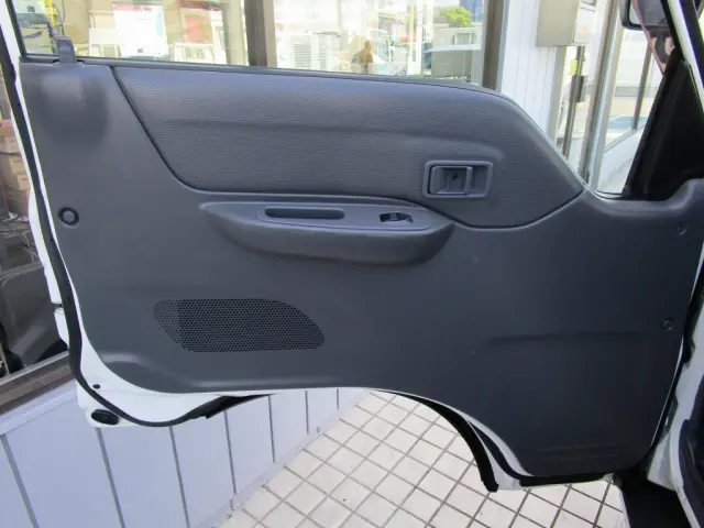 マツダ ボンゴトラック DBF-SLP2T(2WD)の写真22