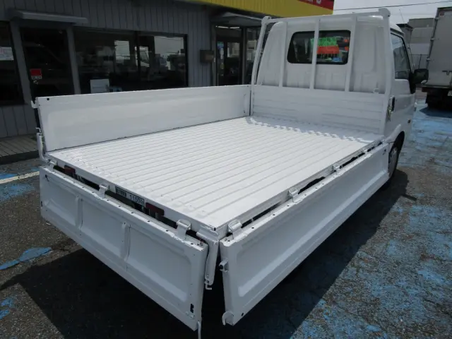 マツダ ボンゴトラック DBF-SLP2T(2WD)の写真2