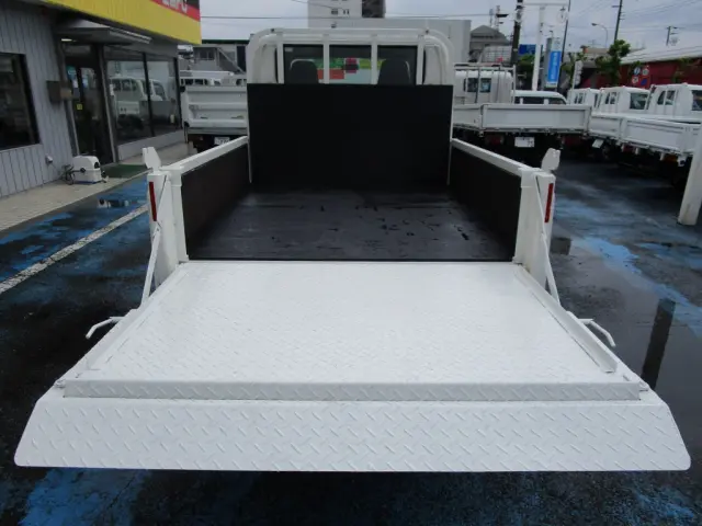 日野 デュトロ TPG-XZU605M(2WD)の写真15