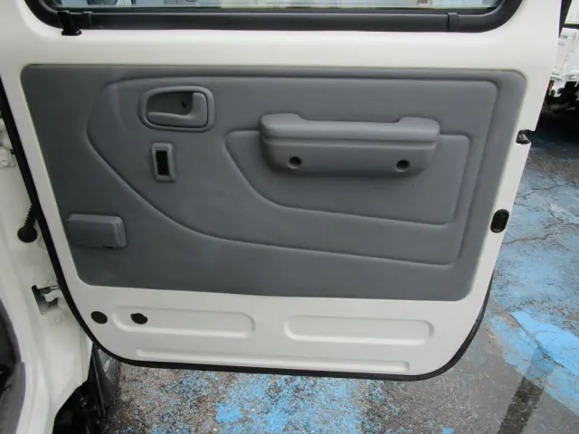 日野 デュトロ TPG-XZU605M(2WD)の写真39