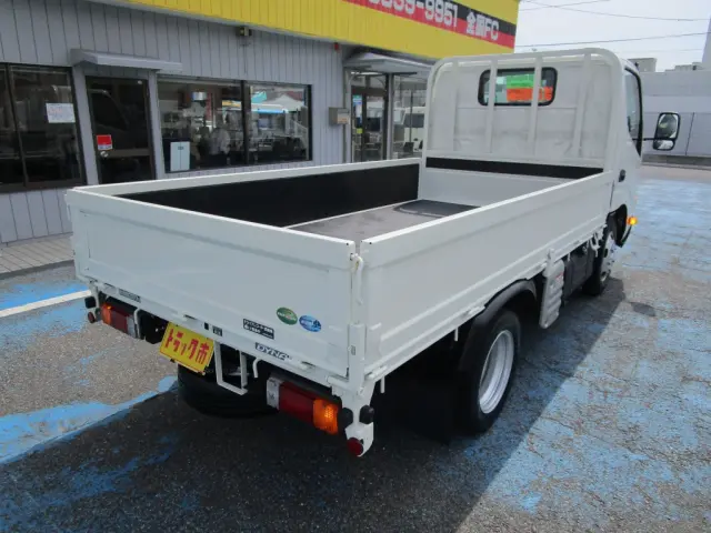 トヨタ ダイナ 2RG-XZC605(2WD)の写真3