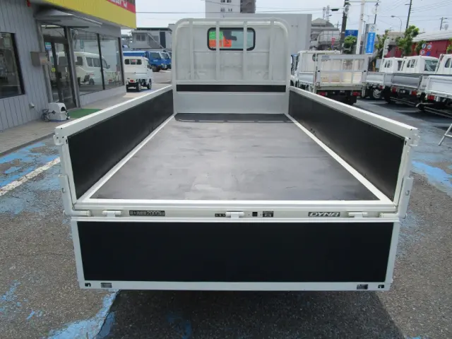トヨタ ダイナ 2RG-XZC605(2WD)の写真4