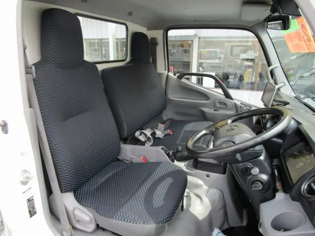 トヨタ ダイナ 2RG-XZC605(2WD)の写真6