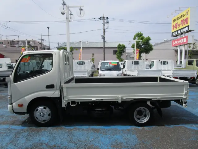 トヨタ ダイナ 2RG-XZC605(2WD)の写真11