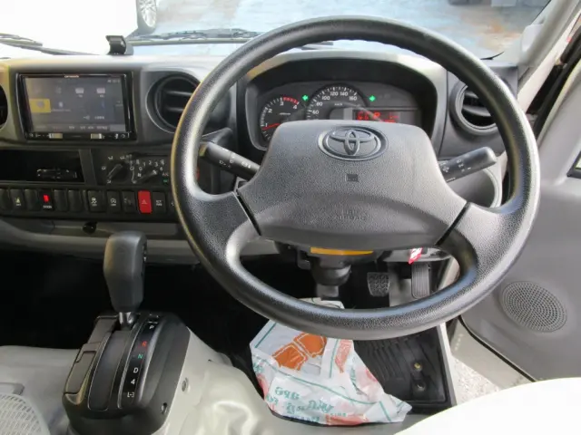 トヨタ トヨエース TPG-XZU605(2WD)の写真19
