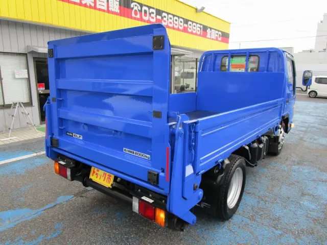 いすゞ エルフ TRG-NKR85A(2WD)の写真3