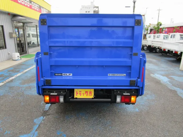 いすゞ エルフ TRG-NKR85A(2WD)の写真5