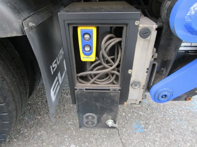 いすゞ エルフ TRG-NKR85A(2WD)の写真24