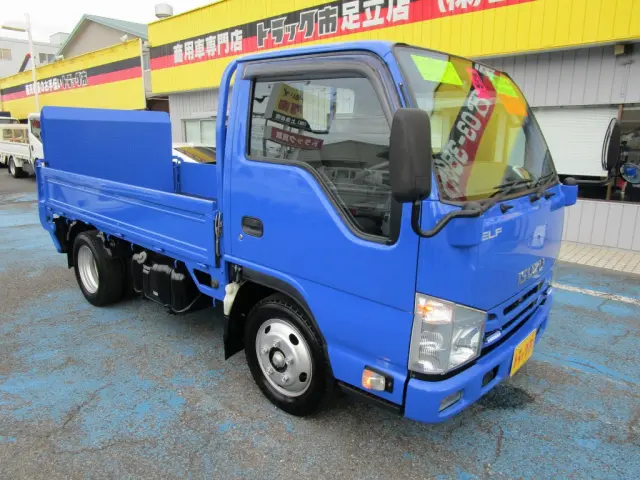 いすゞ エルフ TRG-NKR85A(2WD)の写真25