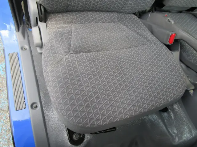 いすゞ エルフ TRG-NKR85A(2WD)の写真36