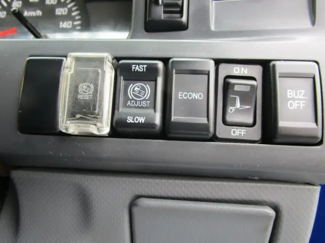 いすゞ エルフ TRG-NKR85A(2WD)の写真42