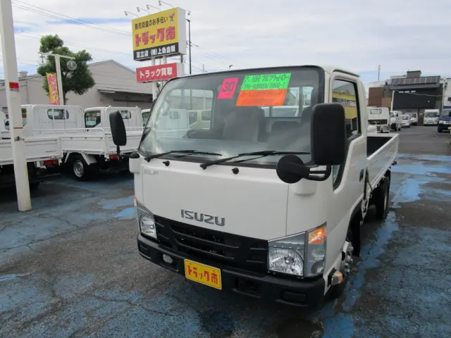 いすゞ エルフ TPG-NJR85A(2WD)の写真1