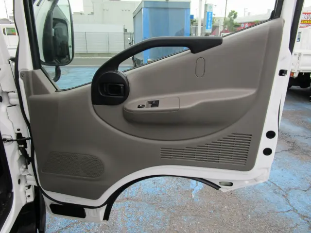 日産 アトラス CBF-SQ2F24(2WD)の写真40