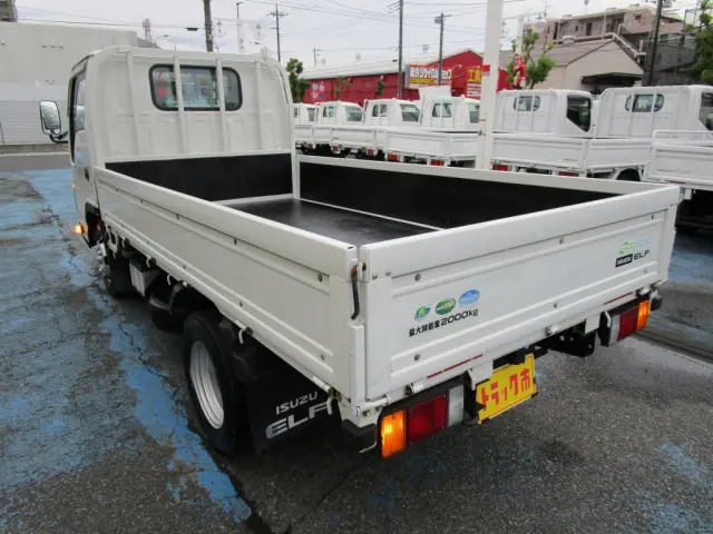 いすゞ エルフ TRG-NJR85A(2WD)の写真25